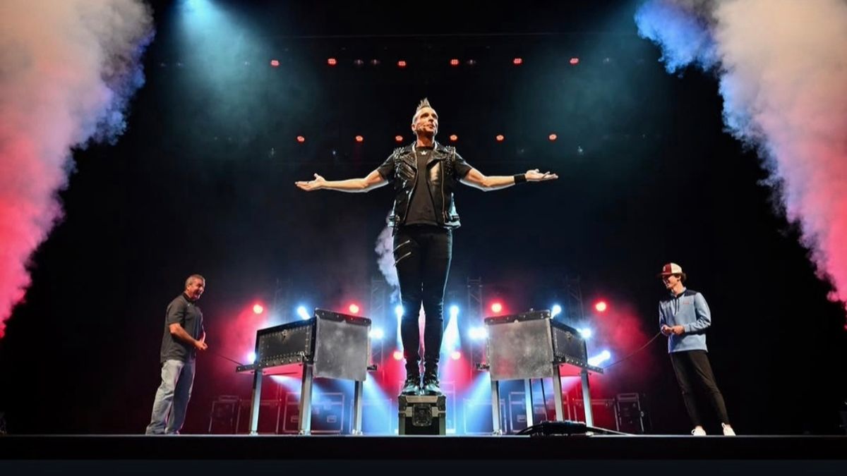 Leon Etienne to Bring MAGIC ROCKS to The Grand at UW-Oshkosh