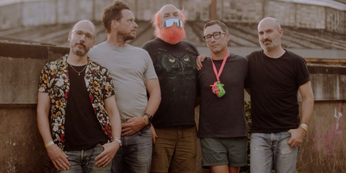 Les Savy Fav Share 'Legendary Tippers' Single