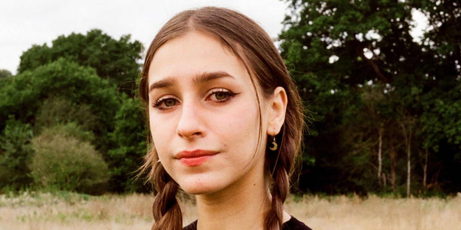 Lexie Carroll Shares New Single 'Evelyn'  Image