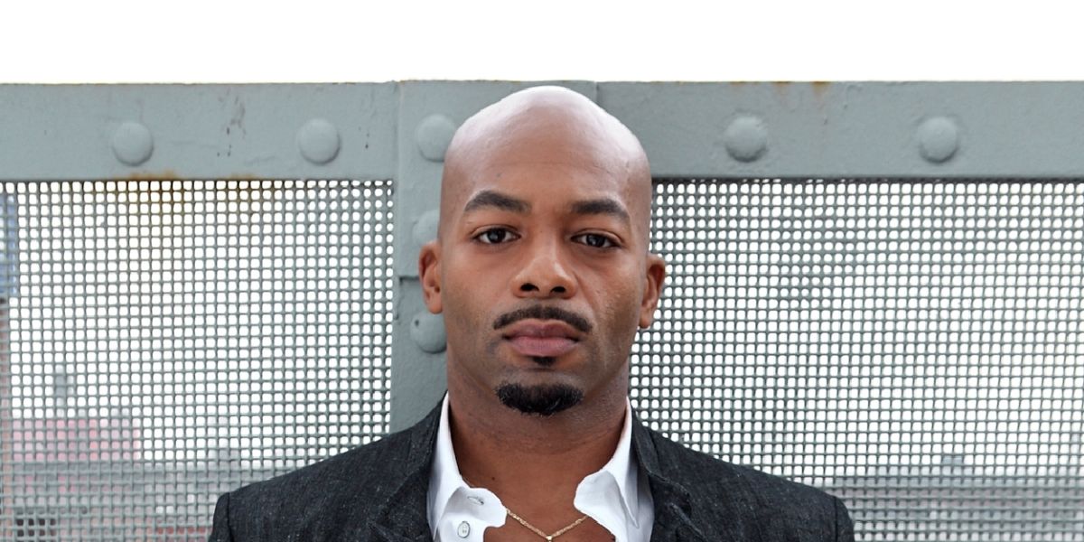 收听：Brandon Victor Dixon 分享新版《加州旅馆》 