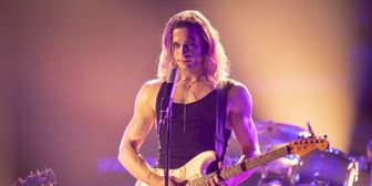 Listen: Sam Reid's THE VAMPIRE LESTAT Unveils New Single Ahead of AMC Premiere Photo