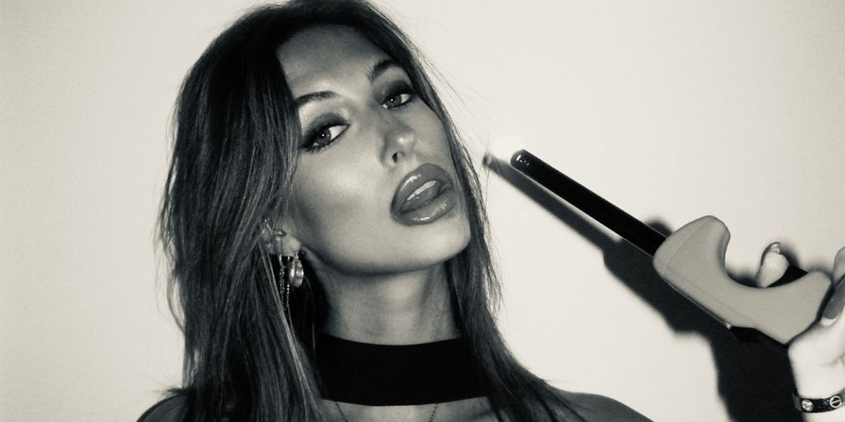 Liv Hanna Releases New Single 'crazy'