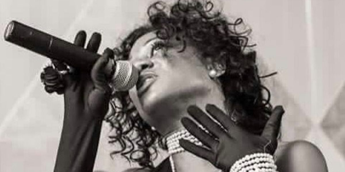 Living Room Concert Series to Present Charlotte McKinnon Live at Blanche Ely House Museum