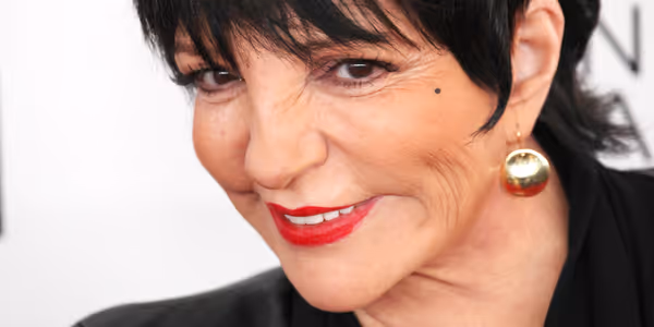 Liza Minnelli's Signed Memoir Copies May Be Fake, Buyers Claim Photo