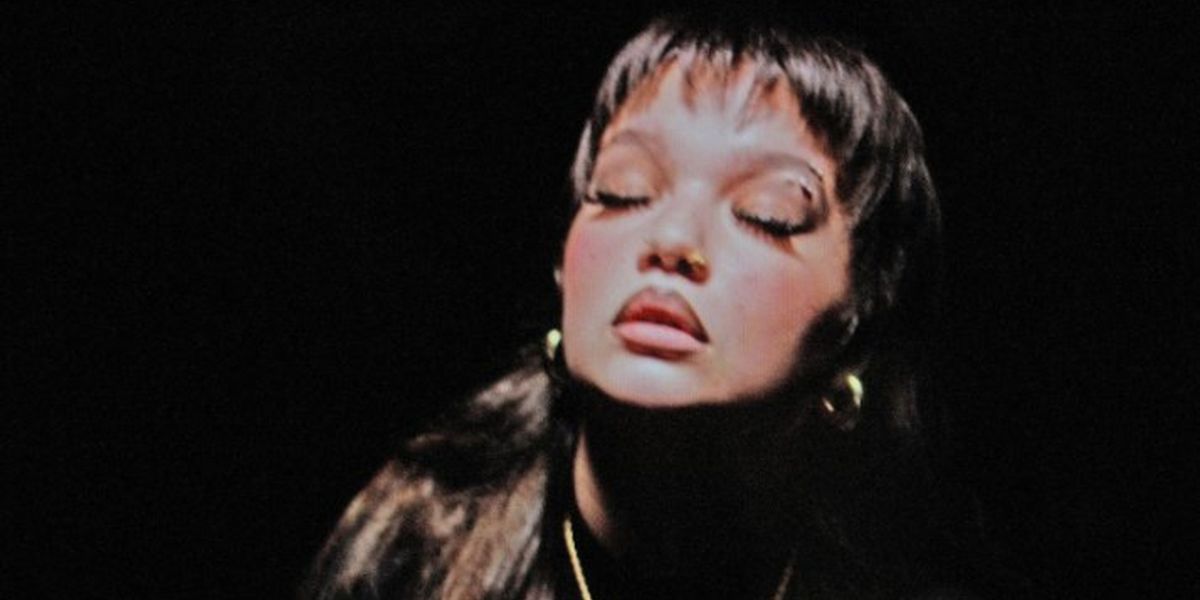 Lola Young Kicks Off the New Year With Her Brand New Single 'Wish You Were Dead'
