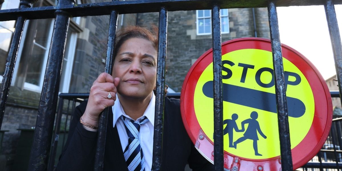 Edinburgh Festival Fringe To Present LABELLED FOR LIFE – CHATTERBOX LUBNA LOOKS BACK TO GLASGOW SCHOOL DAYS 