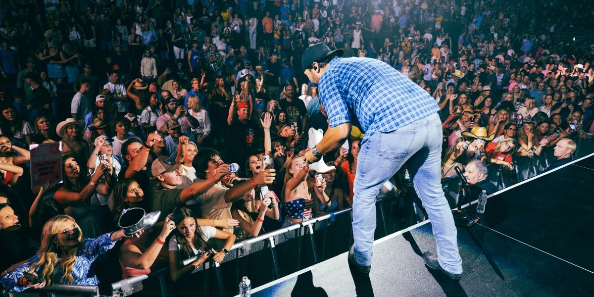 Luke Bryan Releases 'Mind Of A Country Boy' Song