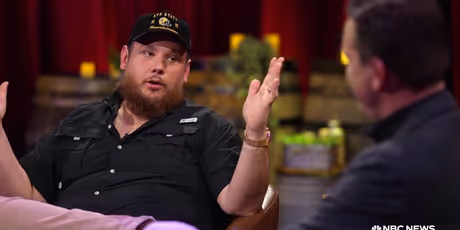 Luke Combs Opens Up on New Baby, No. 1 Album at SUNDAY SITDOWN LIVE Photo