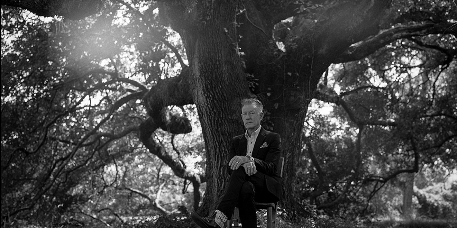 Lyle Lovett & His Large Band Comes to Alabama Theatre This Month  Image