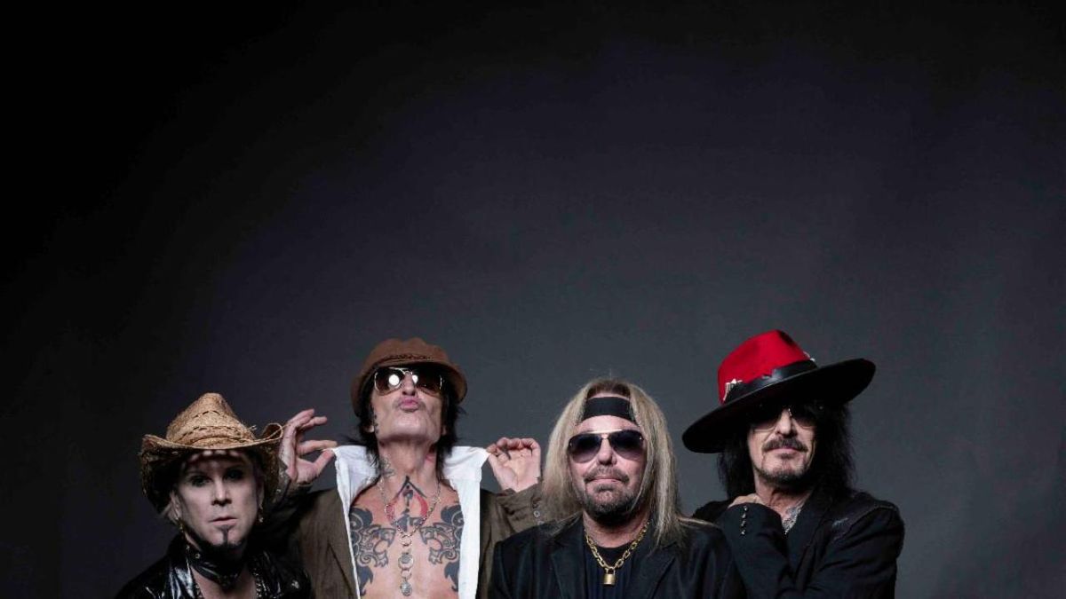 MÖTLEY CRÜE to Return to The Colosseum at Caesars Palace | BroadwayWorld