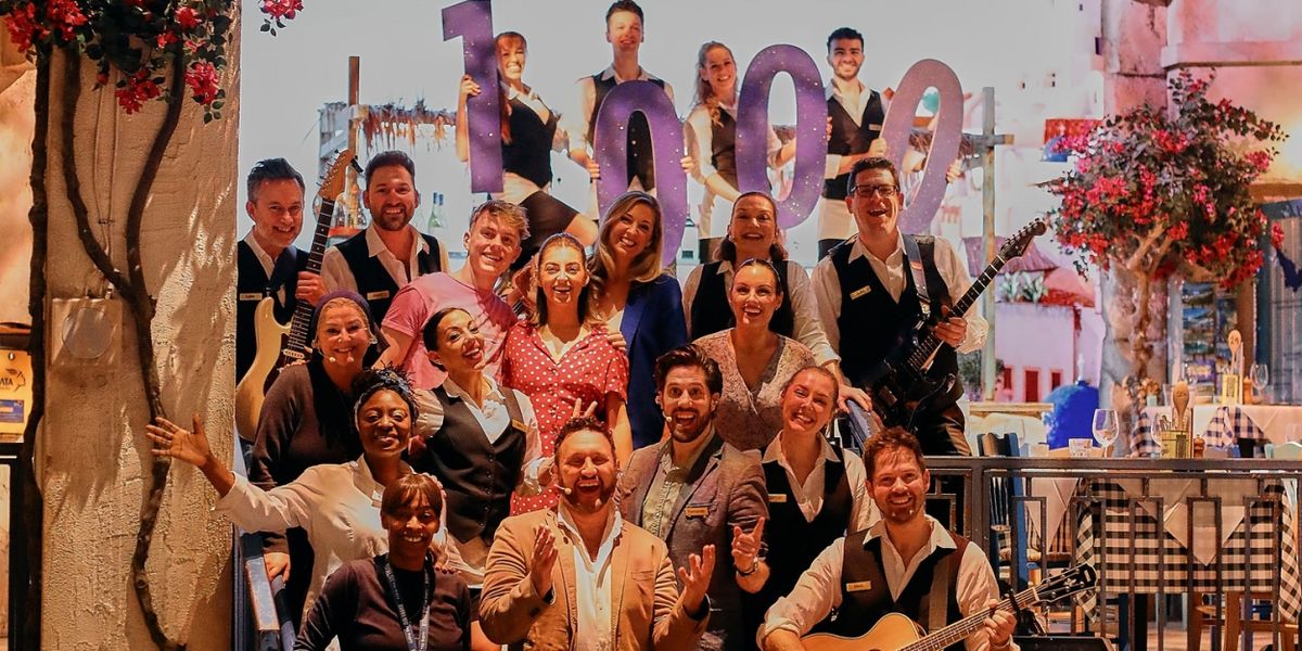 MAMMA MIA! THE PARTY Celebrates 1000th Performance At Nikos Taverna At The O2 Arena