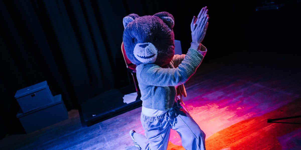 MAN OR BEAR to Make Edinburgh Fringe Run With Katie Hurley and Sarah Hehir