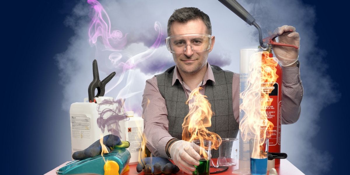 MARK'S SPECTACULAR SCIENCE SHOW Comes to Edinburgh Festival Fringe