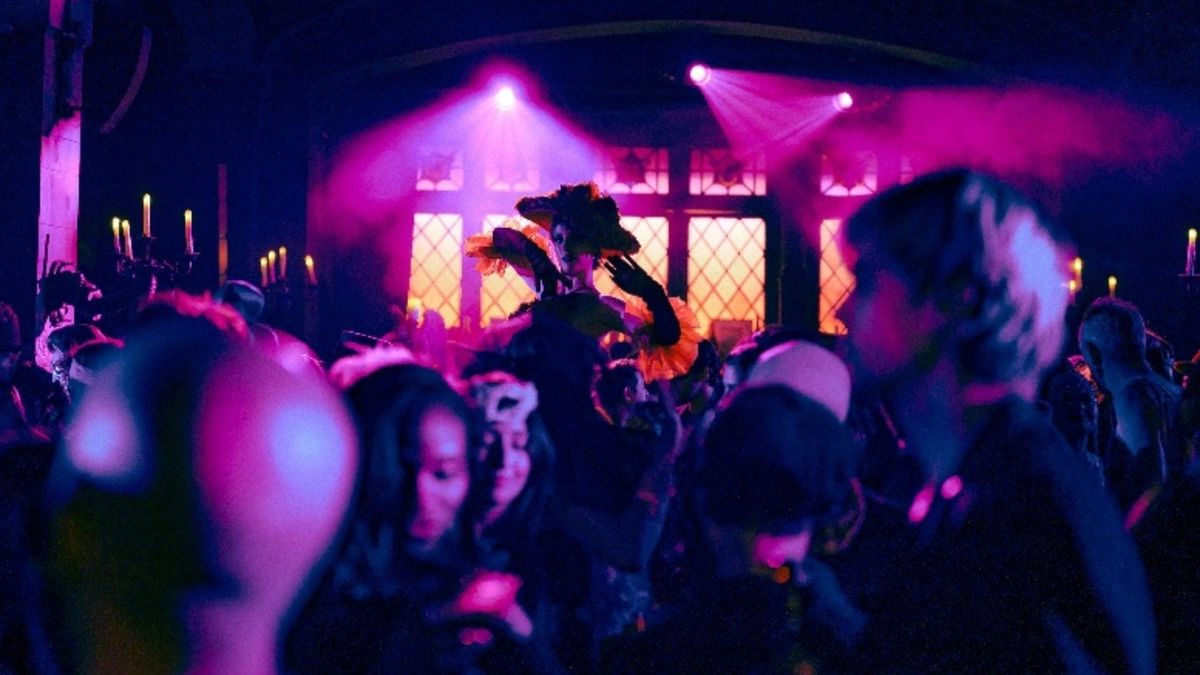 MASQUERADE to Host Second Annual Le Bal Macabre Halloween Event MASQUERADE to Host Second Annual Le Bal Macabre Halloween Event