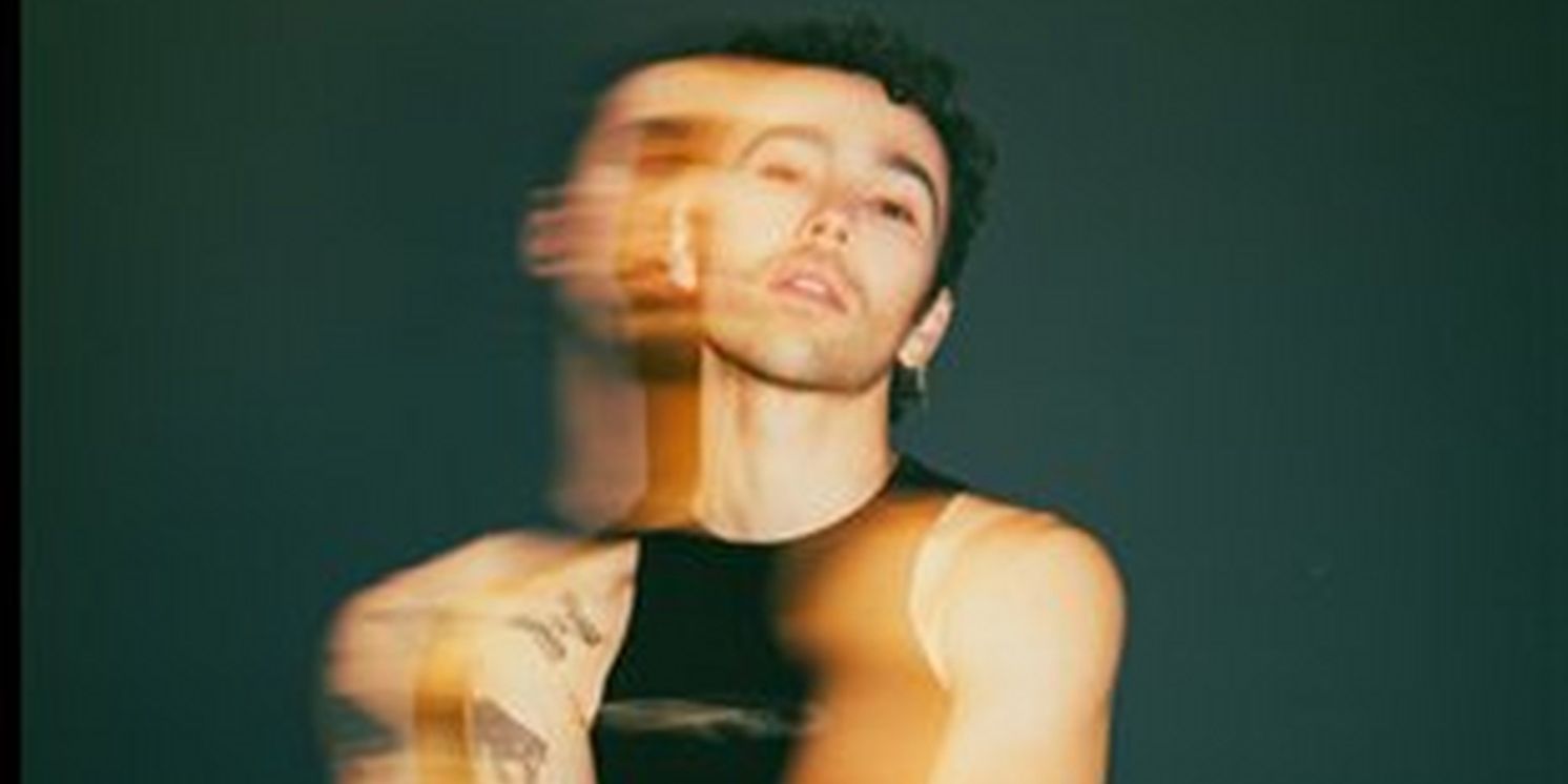 MAX Announces New Album 'LOVE IN STEREO'  Image