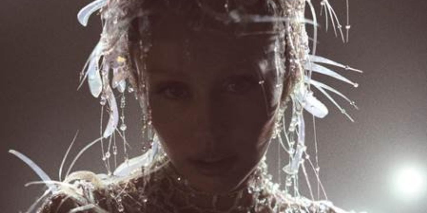 Miley Cyrus Sets Ninth Studio Album SOMETHING BEAUTIFUL  Image