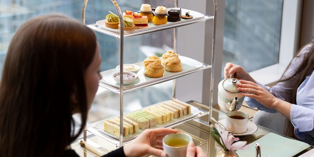 MO LOUNGE in Midtown for Afternoon Tea Service