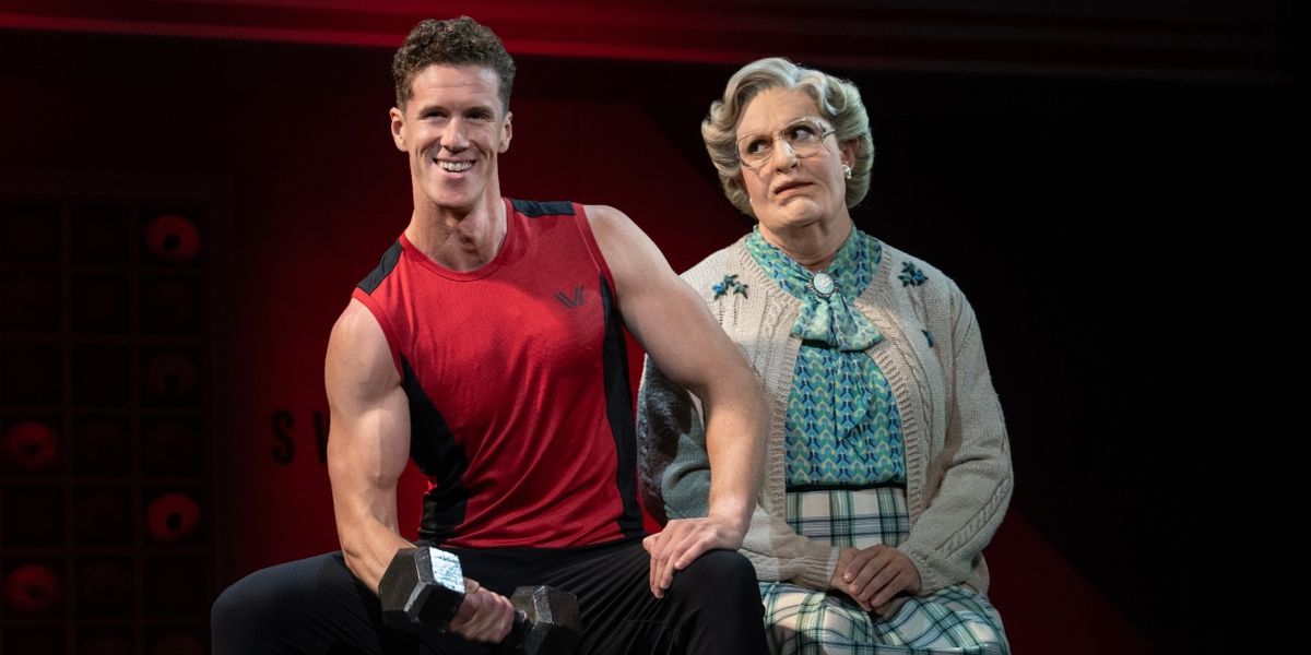 MRS. DOUBTFIRE to Launch Lottery for Bass Hall Engagement