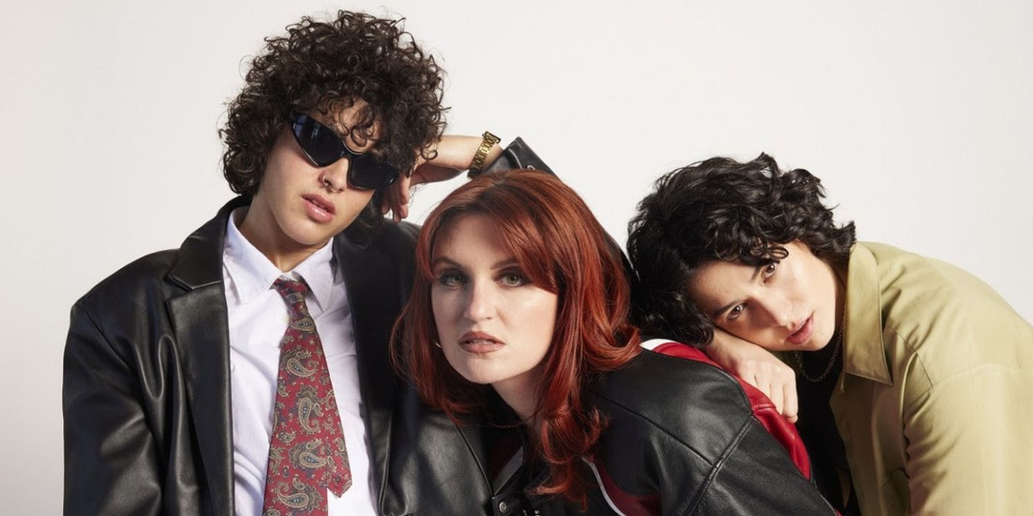 MUNA to Perform Unofficial Halftime Show For Taco Bell's 'Feed The Beat'  Image