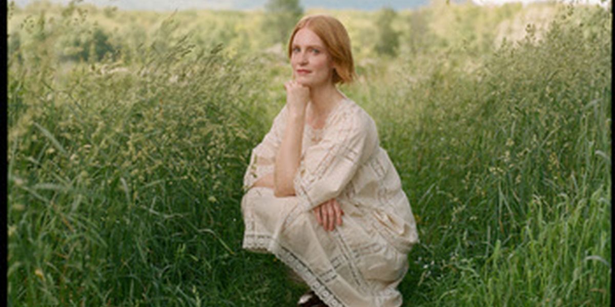 Mackenzie Shivers Shares New Single 'a cautionary tale'