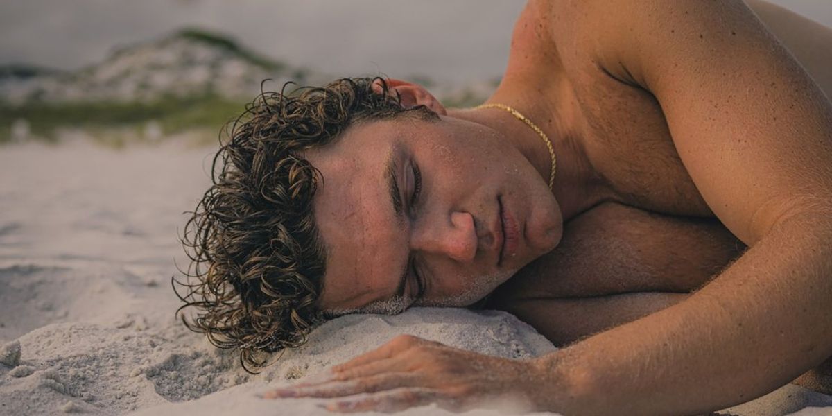 Madden Metcalf Returns With New Single 'Drinkin' Well'