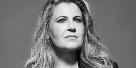 Make ’em Laugh: Romy Teperson’s Distinct Voice As A Comedic Actress Photo