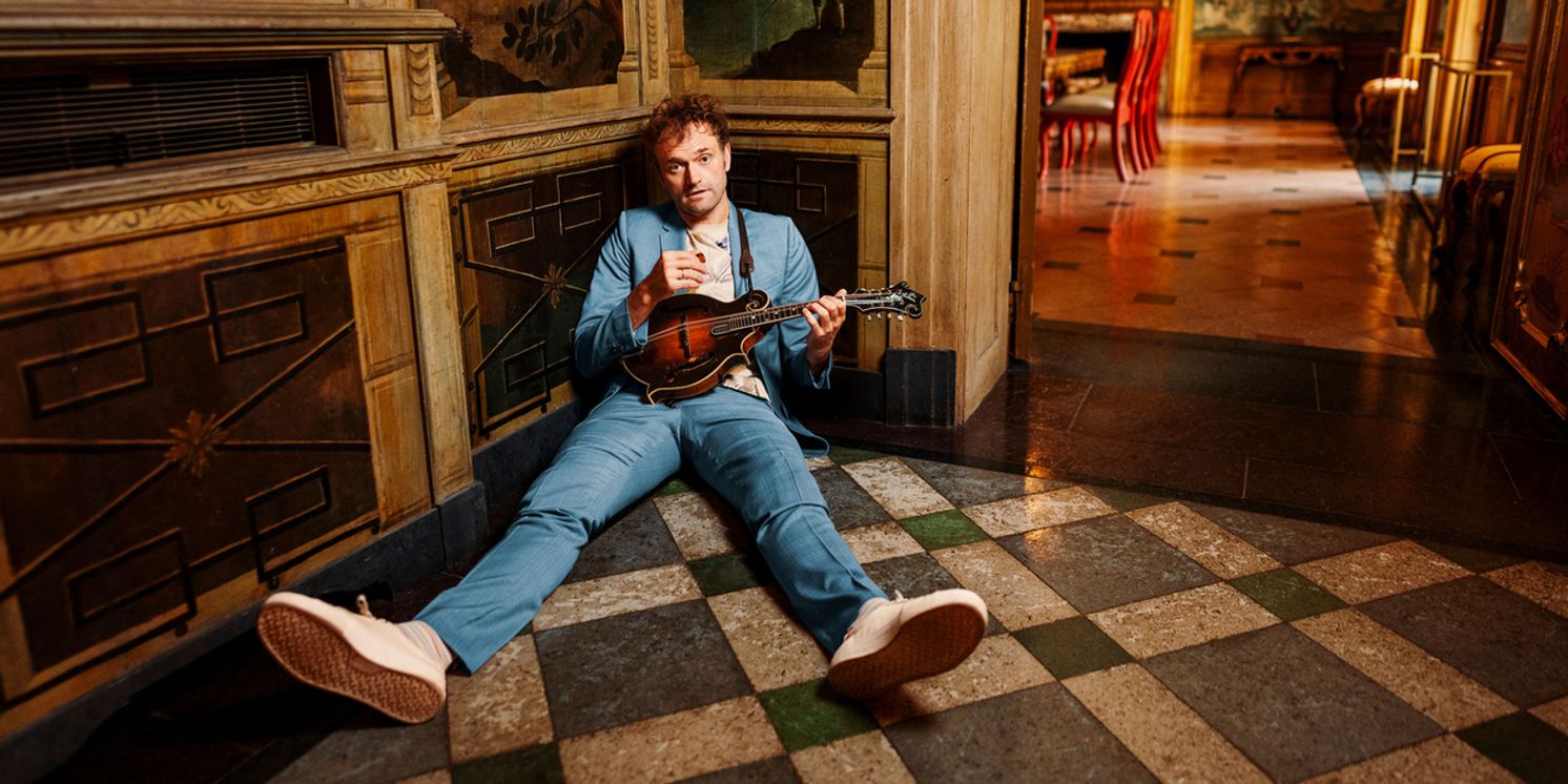 Chris Thile To Perform At McCarter Theatre October 18  Image