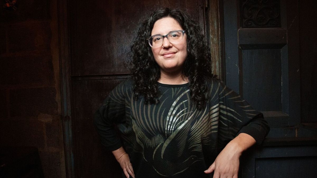 Marianne Ways to Host HOT BUTTER TRAIN Benefit Show at The Bell House