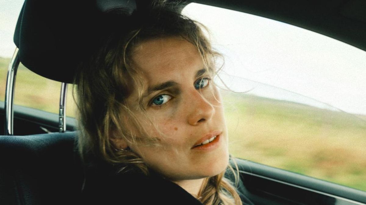 Marika Hackman to Release FALSE DOGS Album and Share First Single