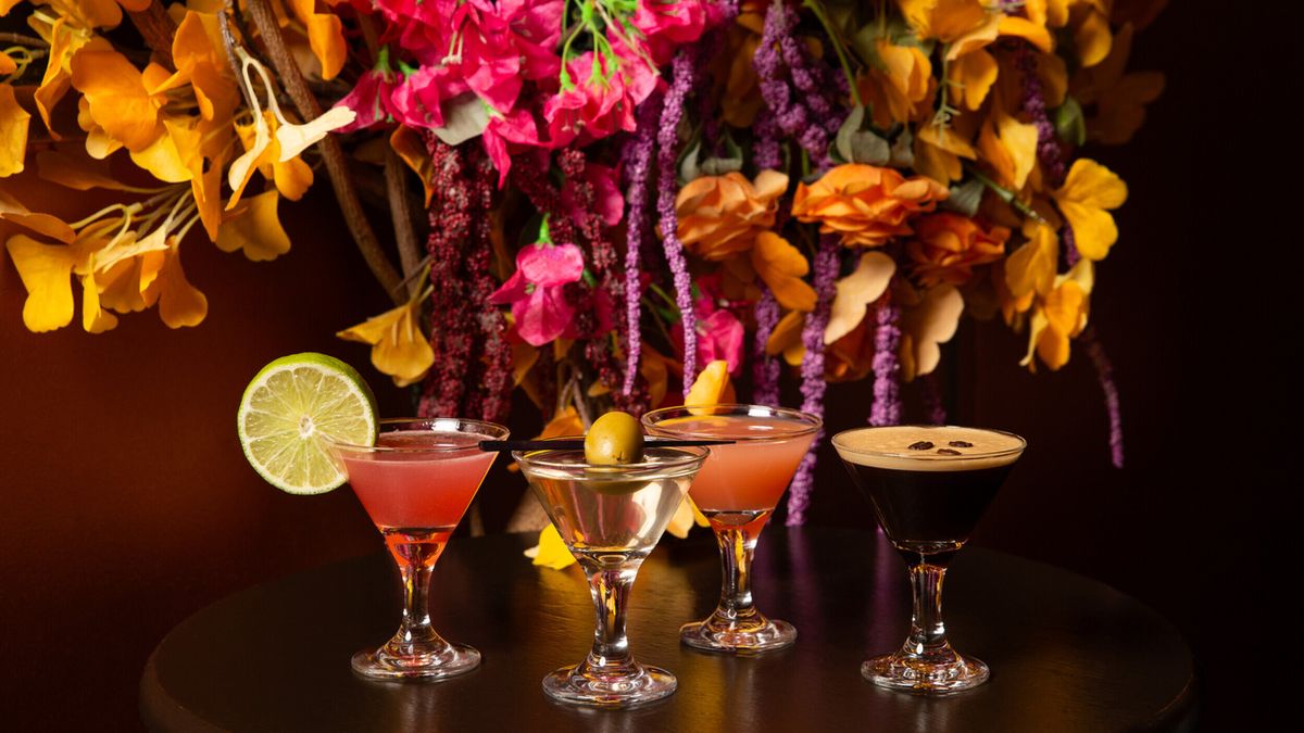 Martini Happy Hour at Highlight Room and Fleur Room