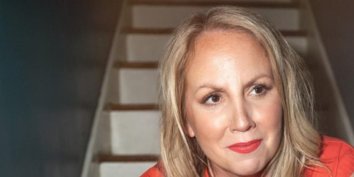 Mary Bragg to Release SECRETS TO STRANGERS, Produced by John Paul White