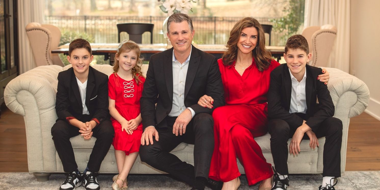 Matt Cavenaugh and Jenny Powers Will Make 54 Below Debut With Their Kids  Image