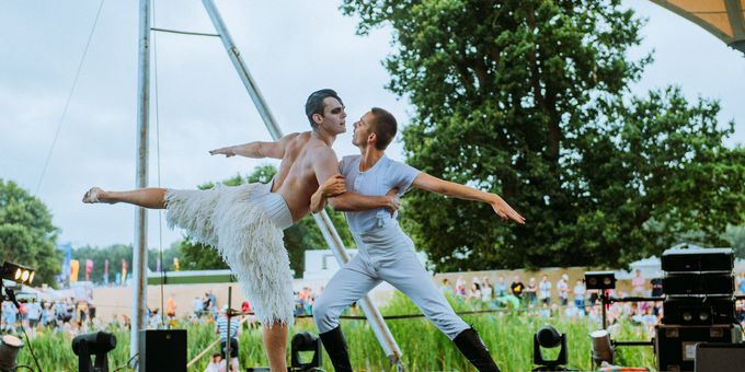 Sir Matthew Bourne's SWAN LAKE Will Return to Latitude Festival Photos