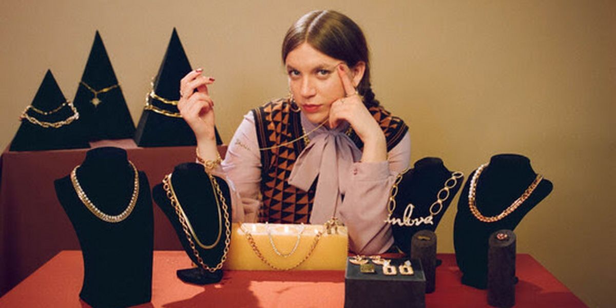 Maya Delilah Releases New Single 'Necklace'
