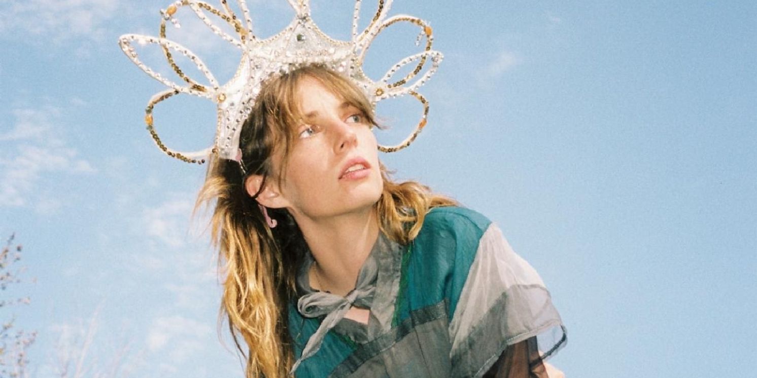 Maya Hawke Set to Release New EP 'Clipped Wings;' First Song Available Now  Image