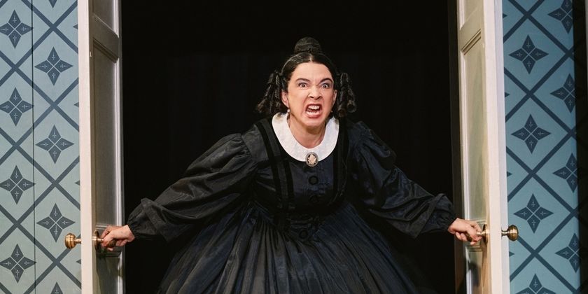 Maya Rudolph Extends Run in OH, MARY! on Broadway Photo