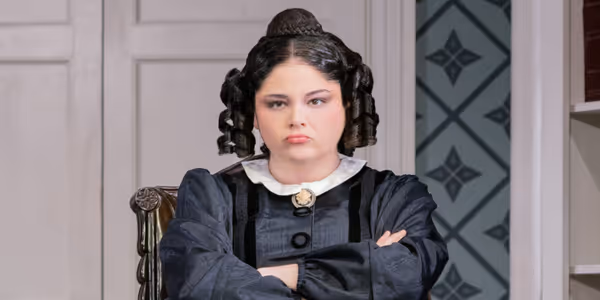 Meg Stalter Out of OH, MARY! Due to Bronchitis; Shuts Down Comedy Cellar Rumors Photo
