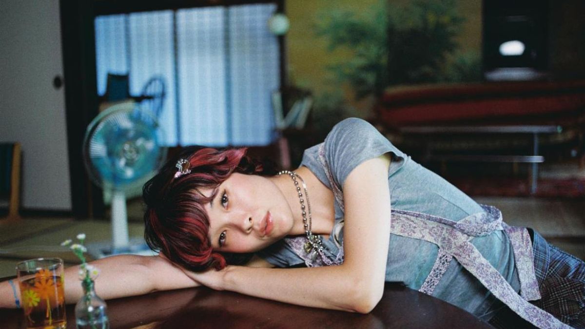 Mei Semones Releases New Single '2 Hands' From Album HOWL