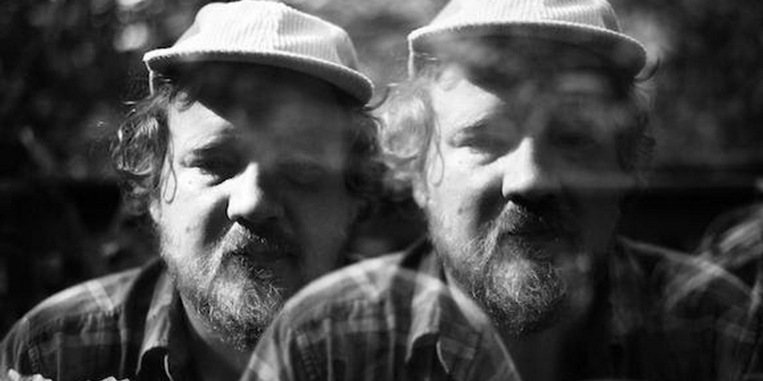 Michael Nau Releases New Single 'Tiny Flakes'  Image