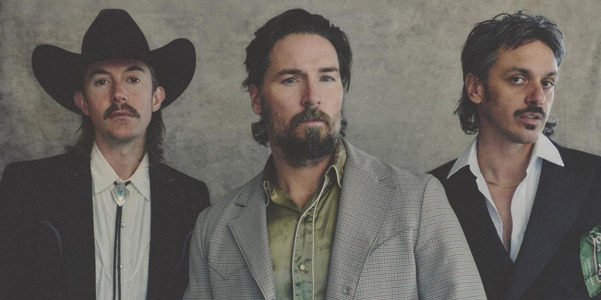 Midland Raises a Glass to Melancholic Memories on New Single 'Old Fashioned Feeling'