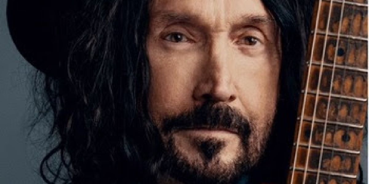 Mike Campbell to Release 'Heartbreaker' Memoir in March 2025
