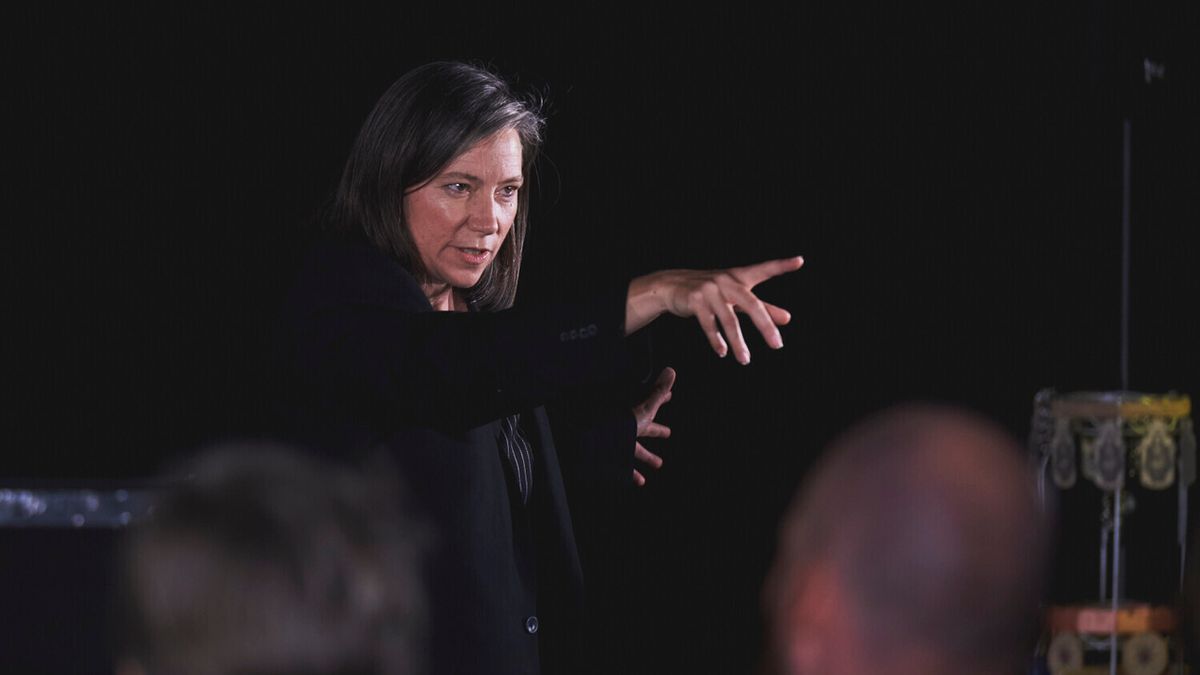 INSTRUCTIONS FOR A SEANCE to be Presented at Milwaukee Repertory Theater