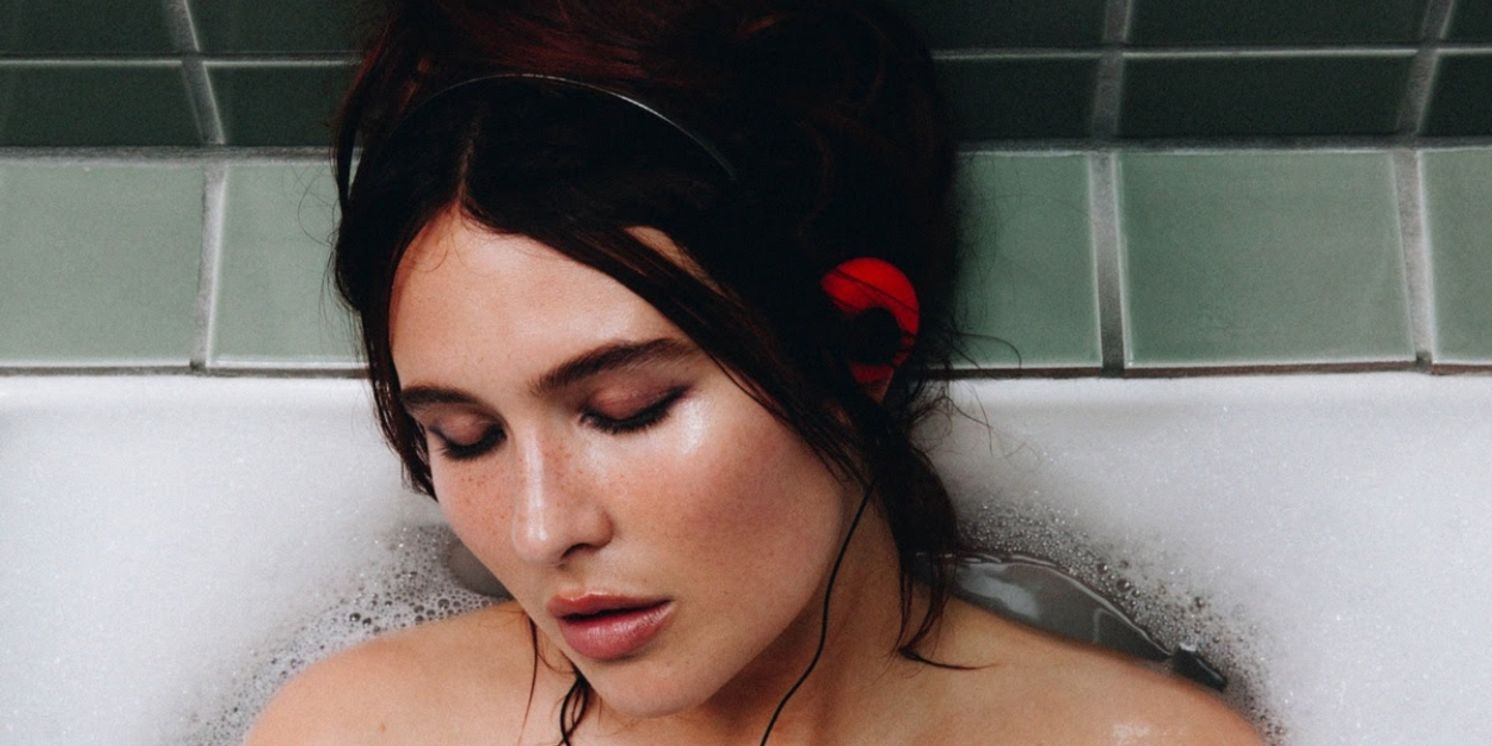 Mimi Webb to Release Sophomore Album 'Confessions' in September; Listen to a New Single  Image