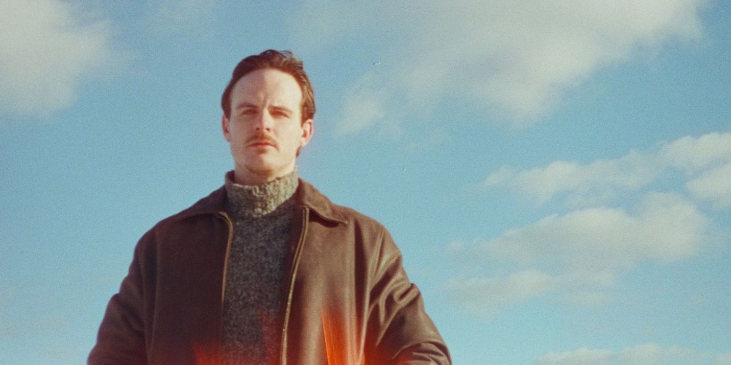 Molly Drag Shares New Single 'Dogfight' From 'Mammoth' Album  Image