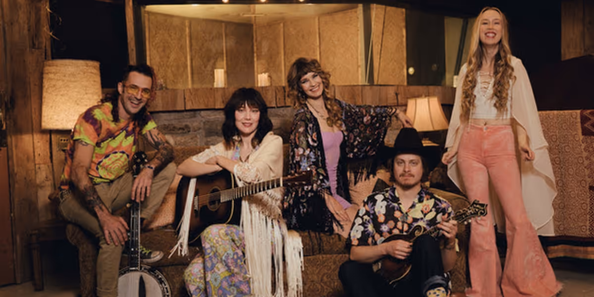 Molly Tuttle & Golden Highway Confirm 'Next Rodeo' Headline Tour