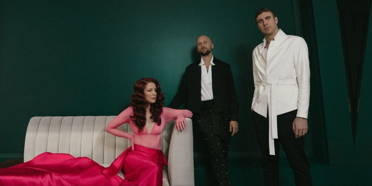 Moonchild Hypnotise With A Piano Rendition of 'Cure'