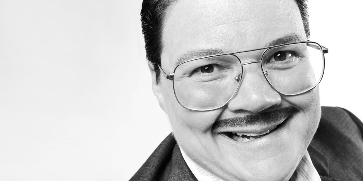 Murray Hill Presides Over The BLESSING OF THE DRAG ARTISTS