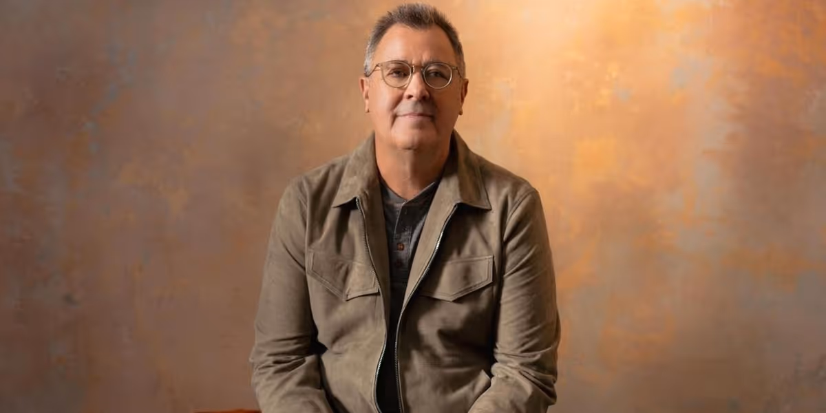 Vince Gill To Bring 50 YEARS OF HOME Tour To Hershey Theatre This Summer