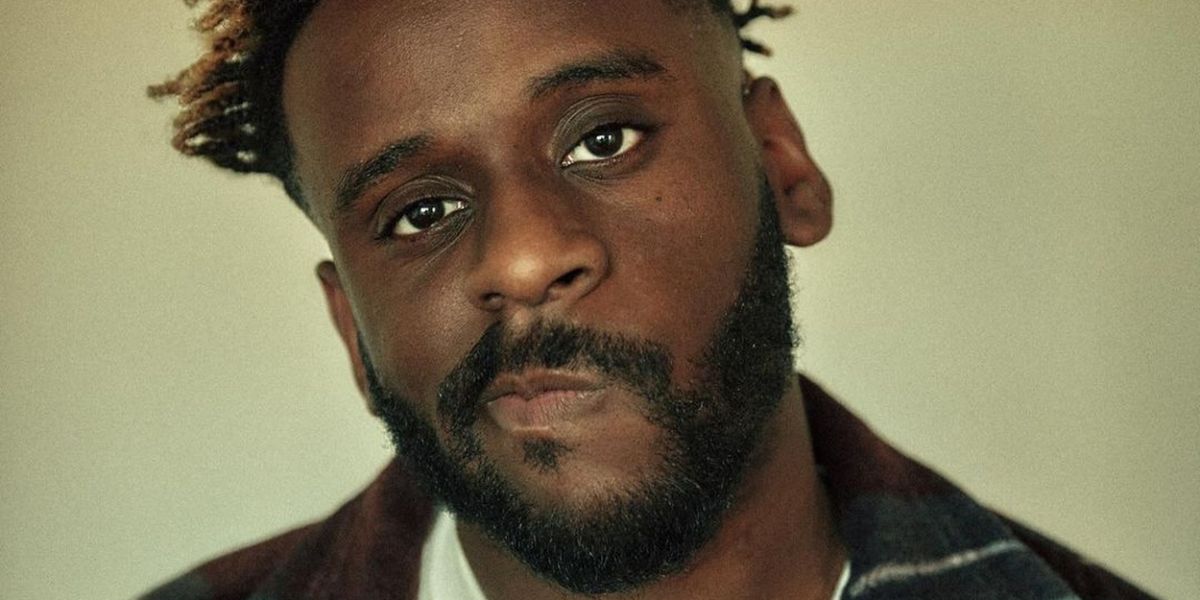 Myles Smith Releases New Single 'Stargazing'