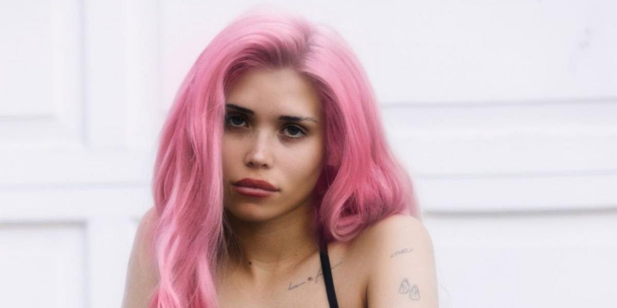 Nessa Barrett Returns With Infectious New Single 'Passenger Princess'